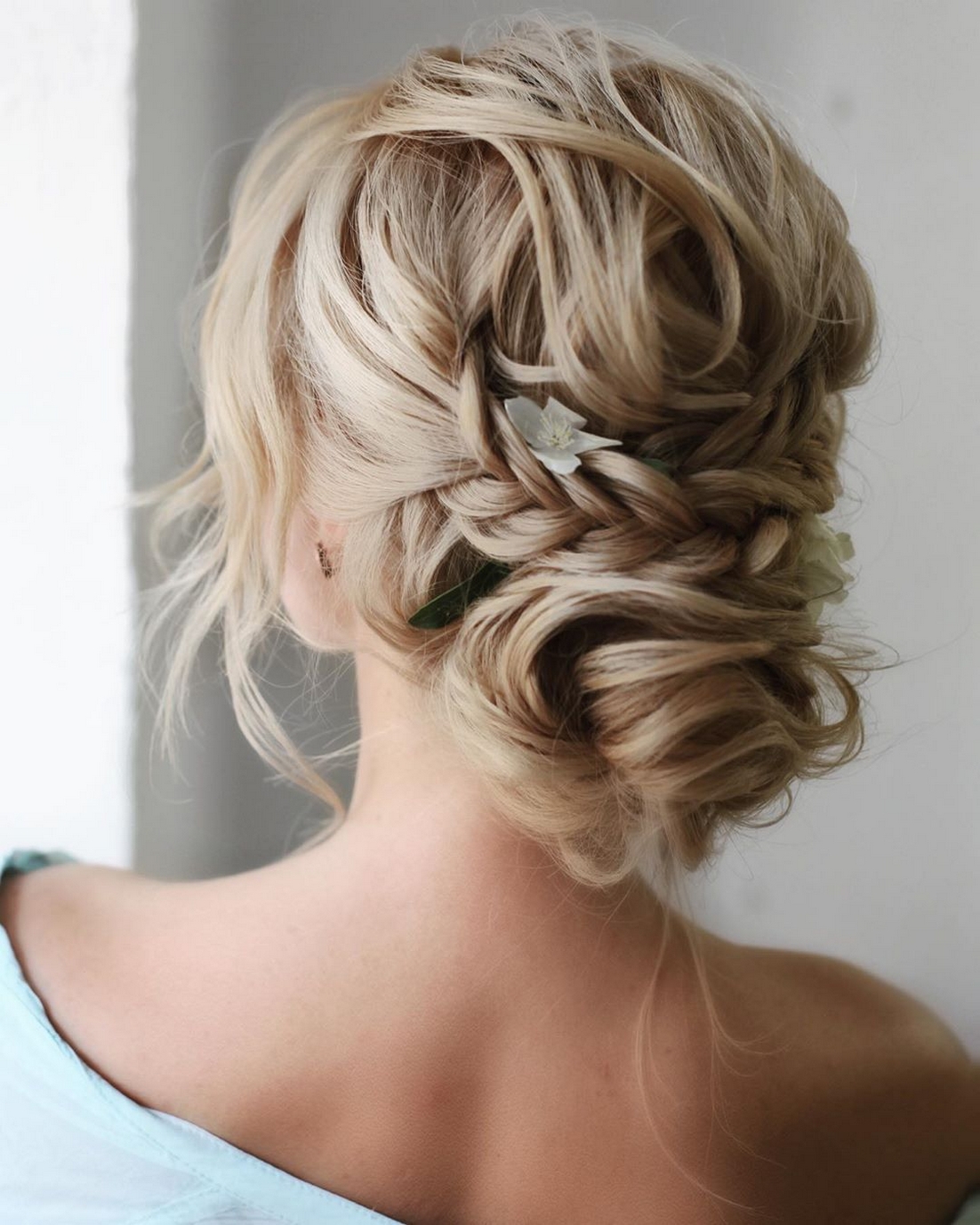 50 Gorgeous Wedding Updo Hairstyles for Long Hair 21 1