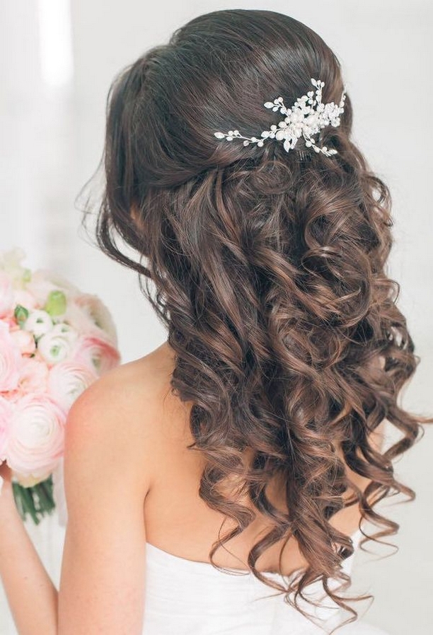 50 Gorgeous Wedding Updo Hairstyles for Long Hair 22 1