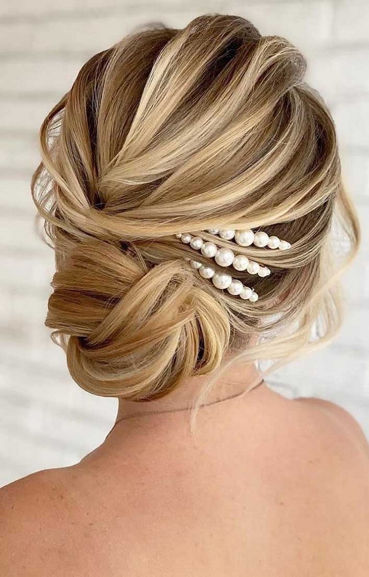 50 Gorgeous Wedding Updo Hairstyles for Long Hair 24 1