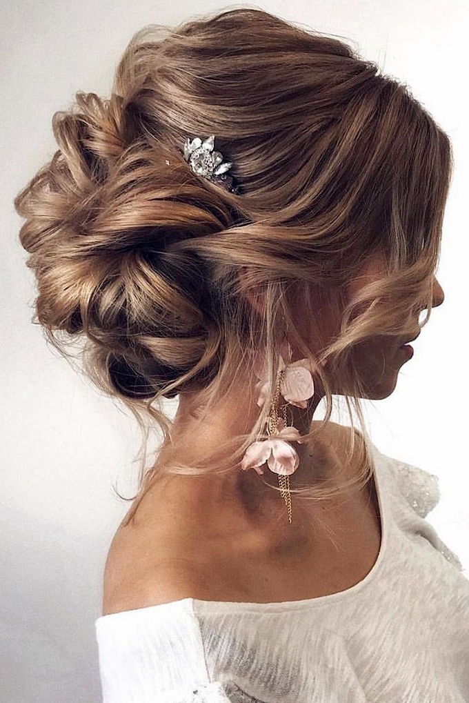 50 Gorgeous Wedding Updo Hairstyles for Long Hair 30 1