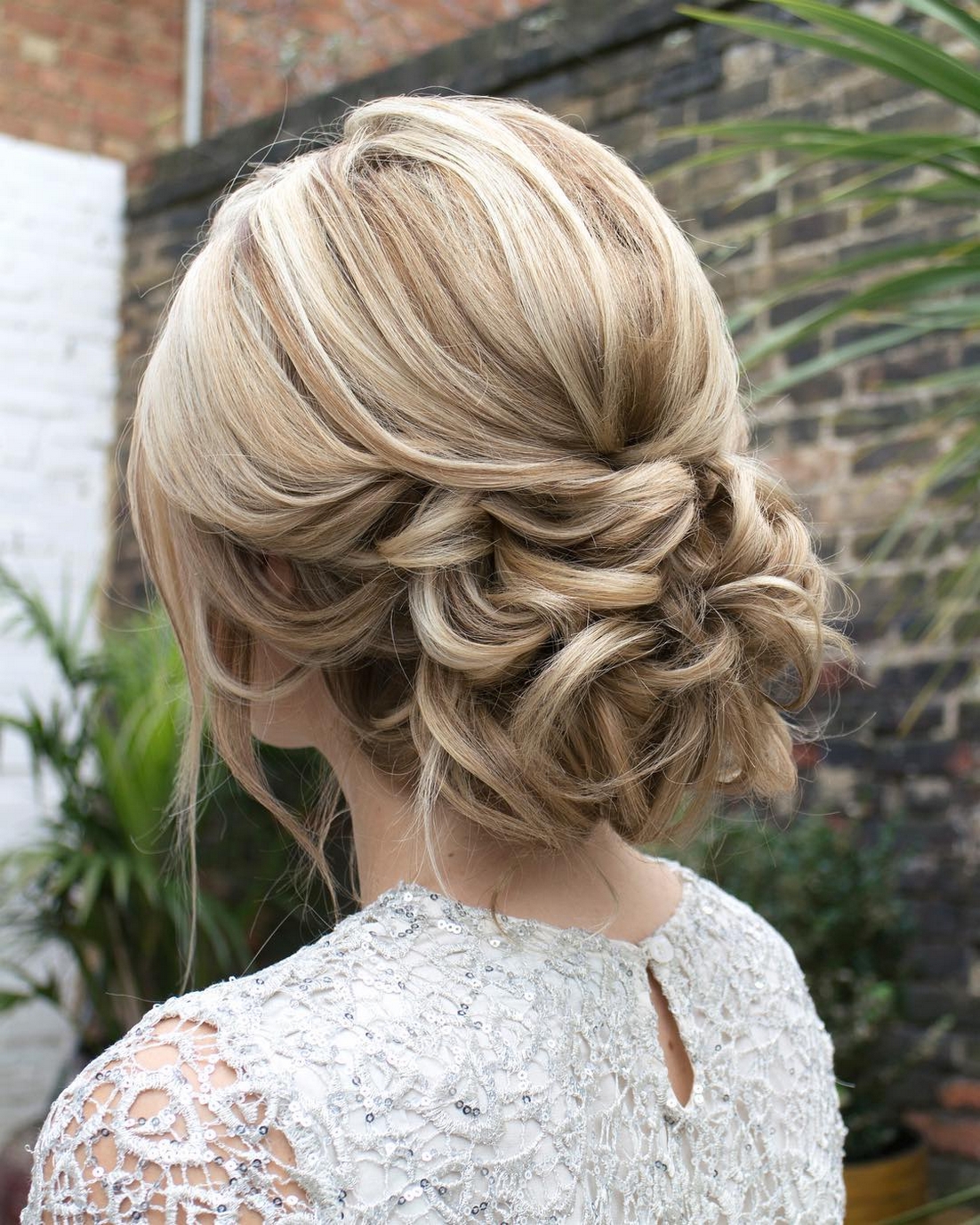 50 Gorgeous Wedding Updo Hairstyles for Long Hair 33 1