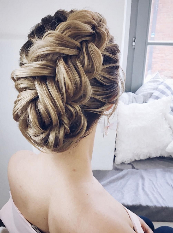 50 Gorgeous Wedding Updo Hairstyles for Long Hair 39 1