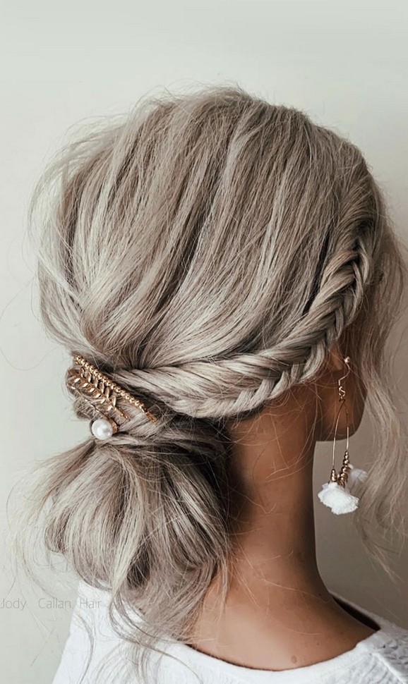 50 Gorgeous Wedding Updo Hairstyles for Long Hair 48 1