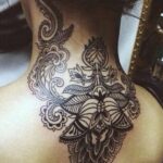 50 Stunning Neck Tattoos For Women Ideas 39