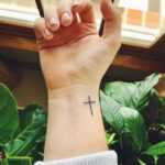 70 Stylish Wrist Tattoos for Women Ideas 09