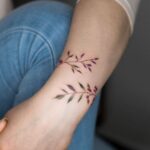70 Stylish Wrist Tattoos for Women Ideas 10
