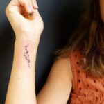 70 Stylish Wrist Tattoos for Women Ideas 12