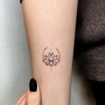 70 Stylish Wrist Tattoos for Women Ideas 13