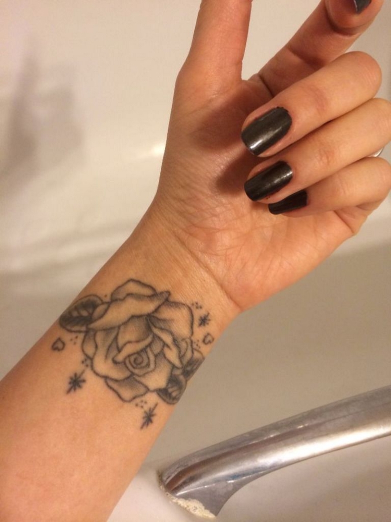 70 Stylish Wrist Tattoos for Women Ideas 30