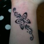 70 Stylish Wrist Tattoos for Women Ideas 58