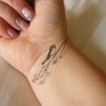 70 Stylish Wrist Tattoos for Women Ideas 64