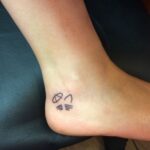 50 Cute Small Simple Tattoos for Women Ideas 36