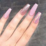 50 Gorgeous Valentine Acrylic Nail Ideas 01