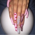 50 Gorgeous Valentine Acrylic Nail Ideas 22