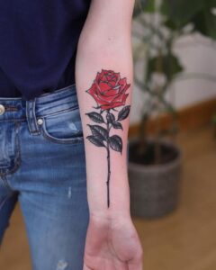 50 Stunning Rose Tattoos On Forearm for Women Ideas 28 50 Stunning Rose Tattoos On Forearm for Women Ideas 28