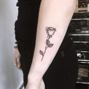 50 Stunning Rose Tattoos On Forearm for Women Ideas 38 50 Stunning Rose Tattoos On Forearm for Women Ideas 38
