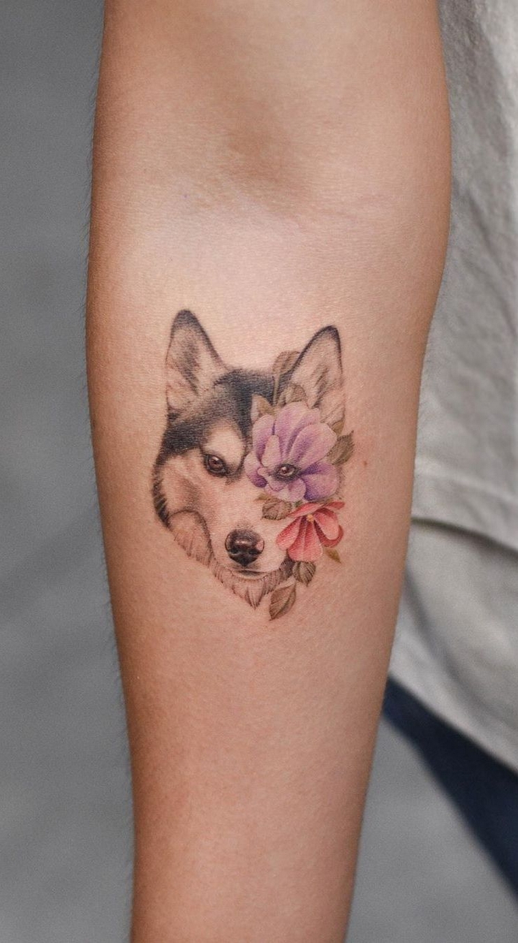 60 Beautiful Wolf Tattoos for Women Ideas 43