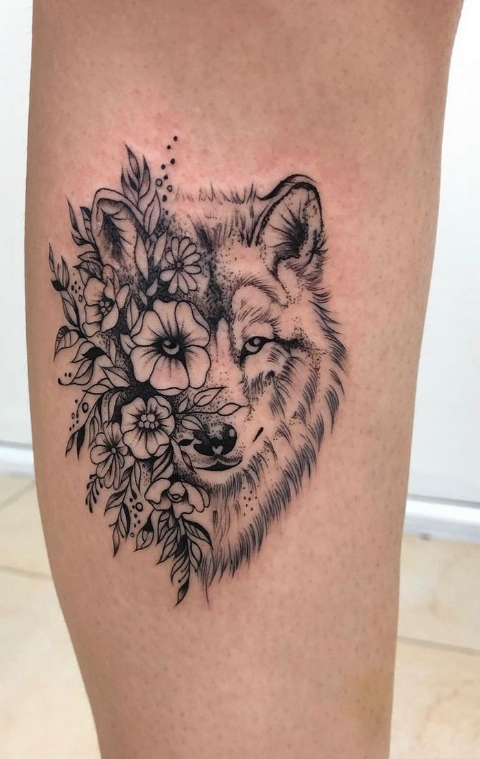 60 Beautiful Wolf Tattoos for Women Ideas 49