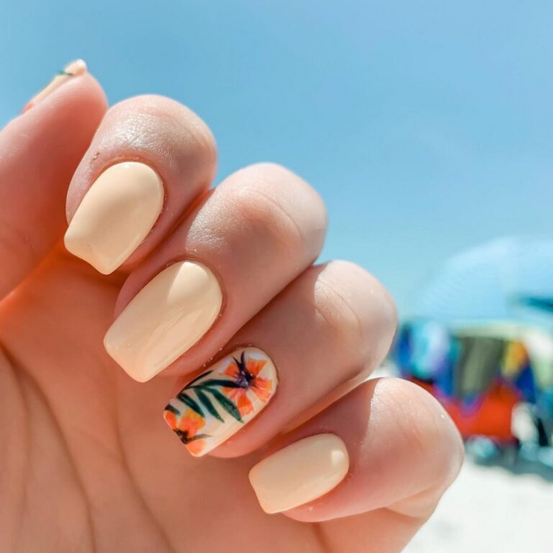 70 Simple Summer Vacation Nail Design Ideas 14