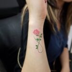 70 Simple and Meaningful Wrist Tattoos for Women Ideas 29