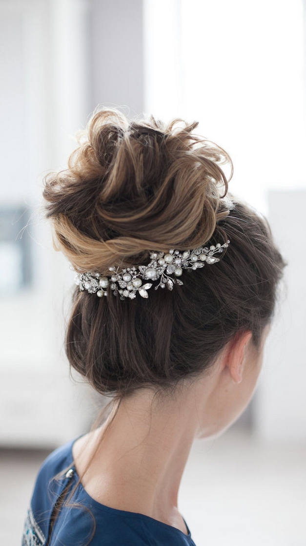 40 Brides Summer Wedding Hairstyle Ideas 36