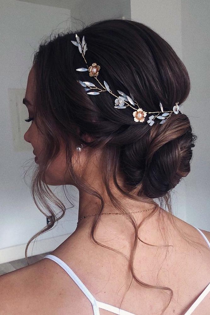 40 Brides Summer Wedding Hairstyle Ideas 38