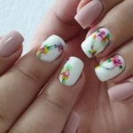 40 DIY Spring Nail Designs for Short Nails 08