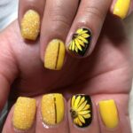 40 DIY Spring Nail Designs for Short Nails 11 1