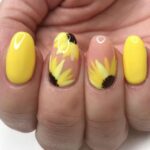 40 DIY Spring Nail Designs for Short Nails 13
