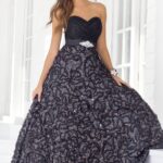 50 Gorgeous Prom Dresses You Need to See 01