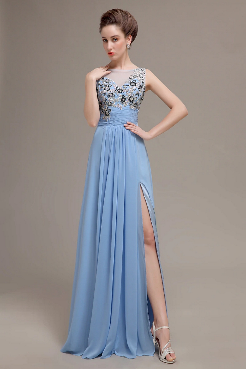 50 Gorgeous Prom Dresses You Need to See 10