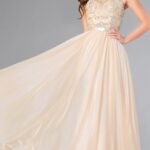 50 Gorgeous Prom Dresses You Need to See 17
