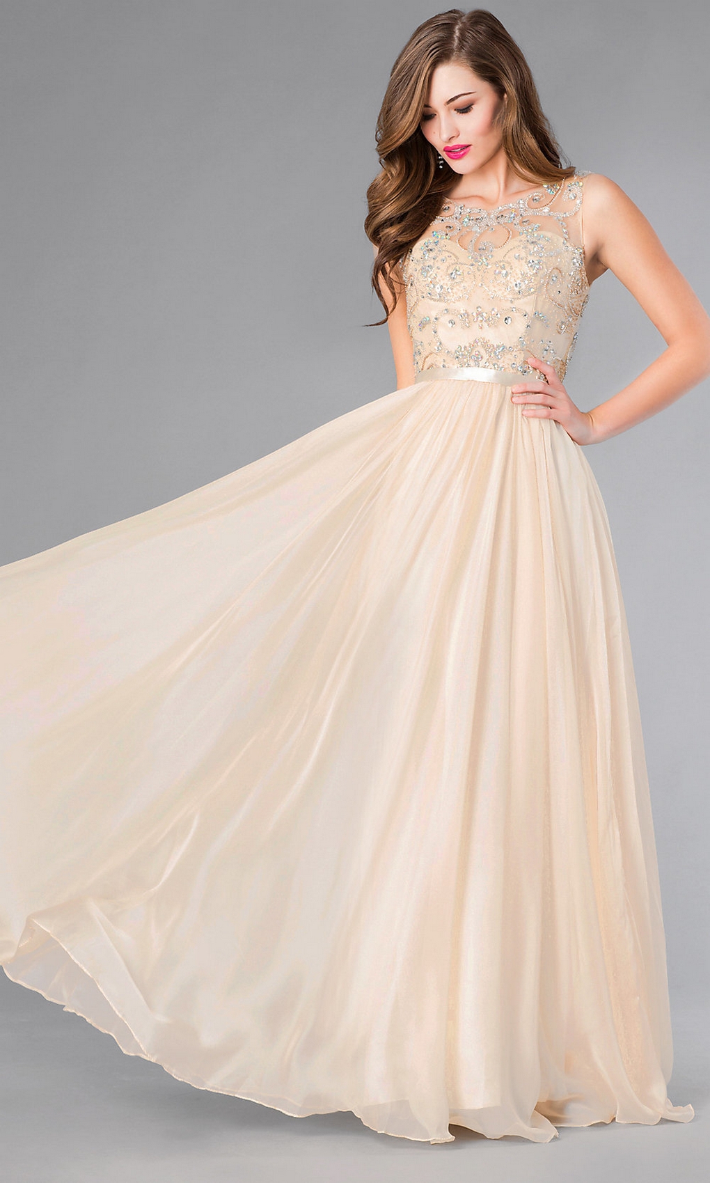 50 Gorgeous Prom Dresses You Need to See 17