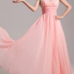 50 Gorgeous Prom Dresses You Need to See 19