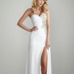 50 Gorgeous Prom Dresses You Need to See 20