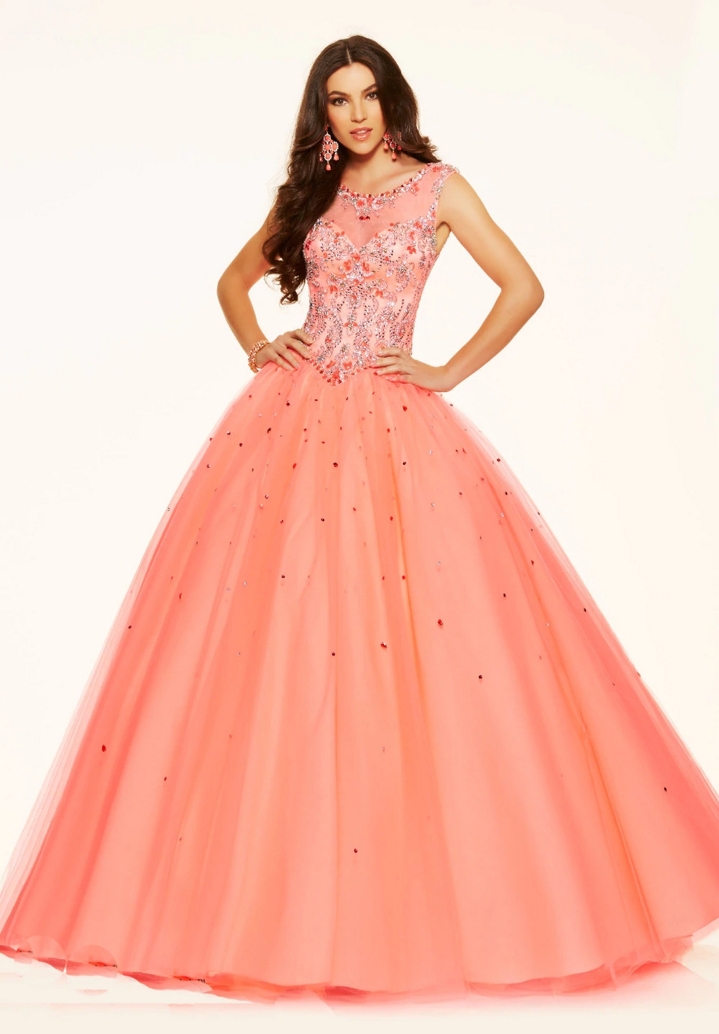 50 Gorgeous Prom Dresses You Need to See 25