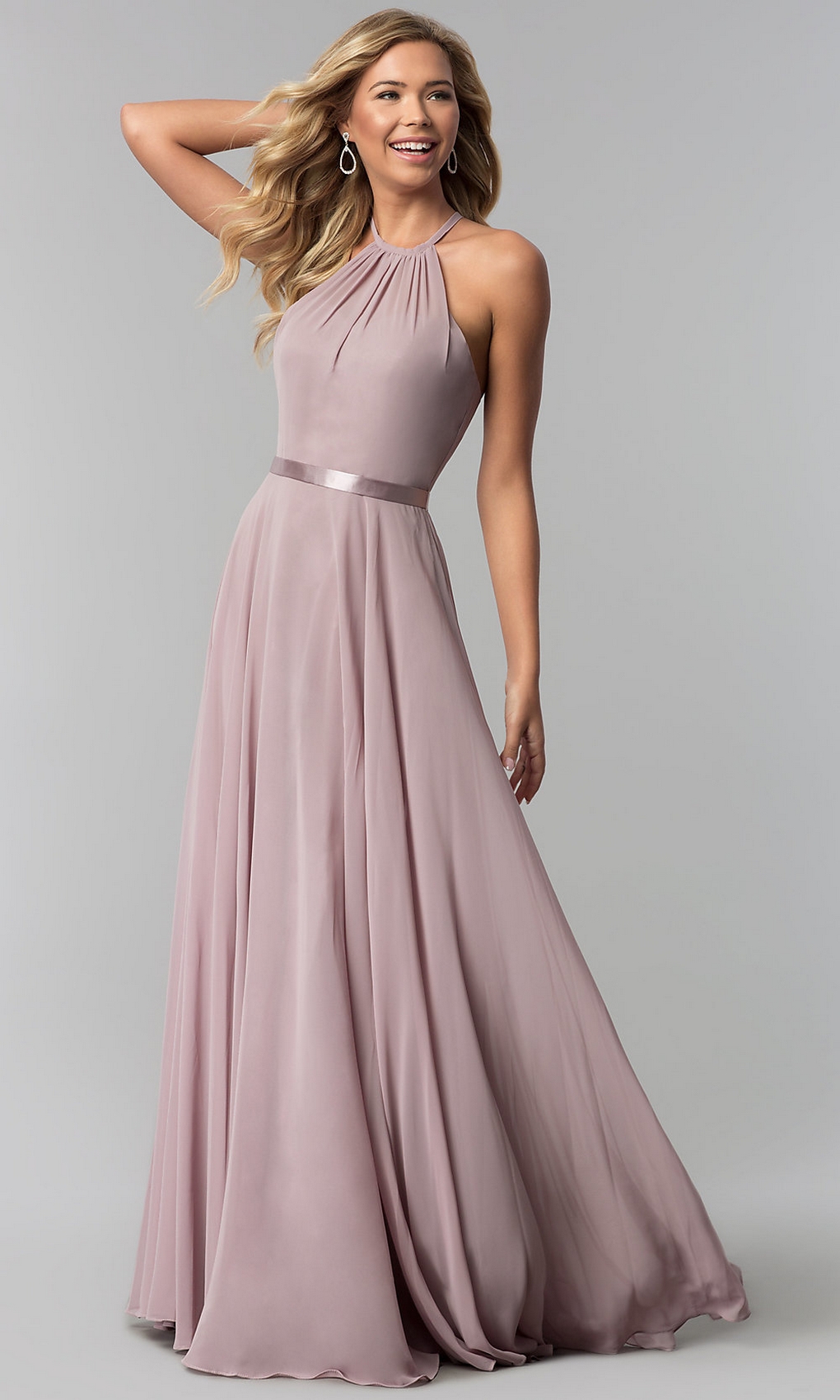 50 Gorgeous Prom Dresses You Need to See 27