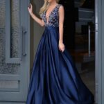 50 Gorgeous Prom Dresses You Need to See 31