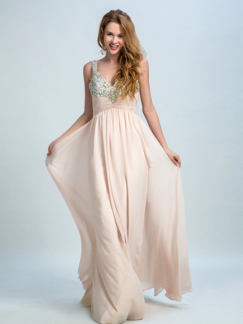50 Gorgeous Prom Dresses You Need to See 35