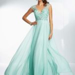 50 Gorgeous Prom Dresses You Need to See 36
