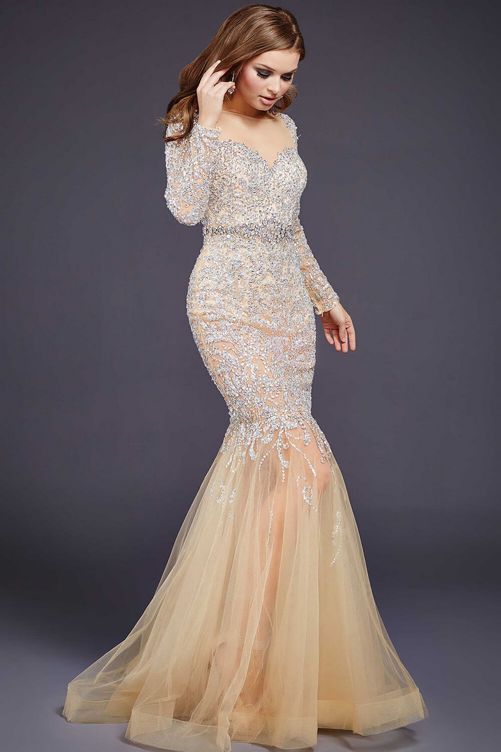 50 Gorgeous Prom Dresses You Need to See 39