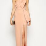 50 Summer Chic Dresses for a Wedding Guest Ideas 09