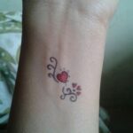 60 Adorable Simple Small heart Tattoo Ideas for Women 07