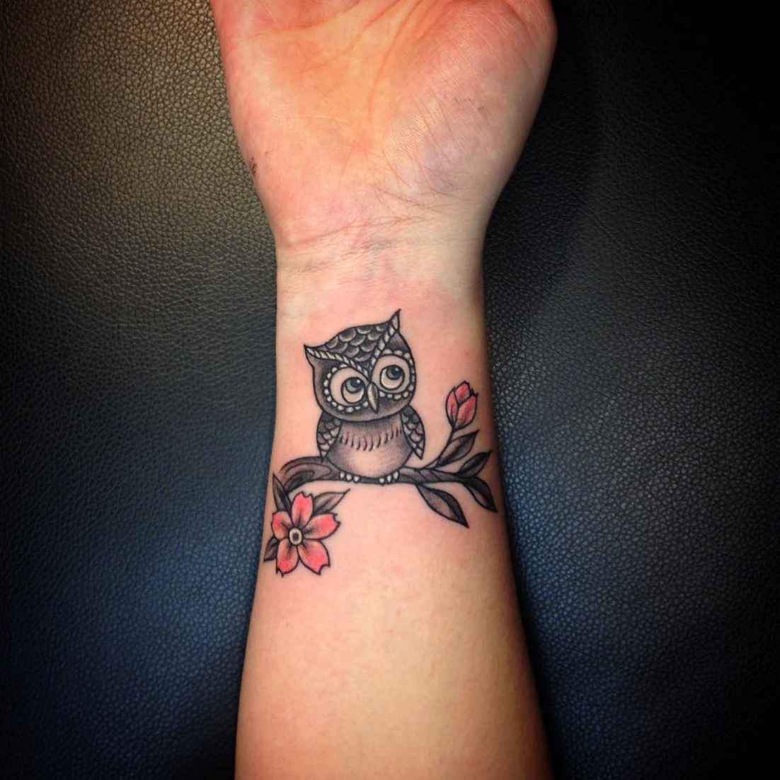 70 Cute Simple Owl Tattoos for Women 44