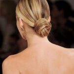 50 Cute and Easy Hairstyles for Medium Long Hair Ideas 21