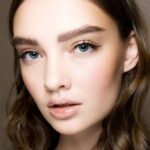 60 Simple and Gorgeous Summer Makeup Looks Ideas You Need to Try 19
