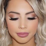 60 Simple and Gorgeous Summer Makeup Looks Ideas You Need to Try 33