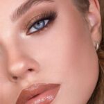 60 Simple and Gorgeous Summer Makeup Looks Ideas You Need to Try 36
