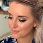 60 Simple and Gorgeous Summer Makeup Looks Ideas You Need to Try 59
