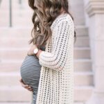 80 Cute and Modern Maternity Outfit for Summer Ideas 18